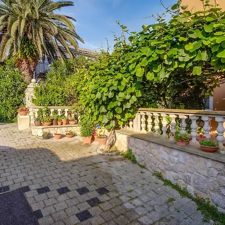 Apartment Beba Mali Losinj