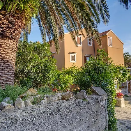 Beba Apartment *