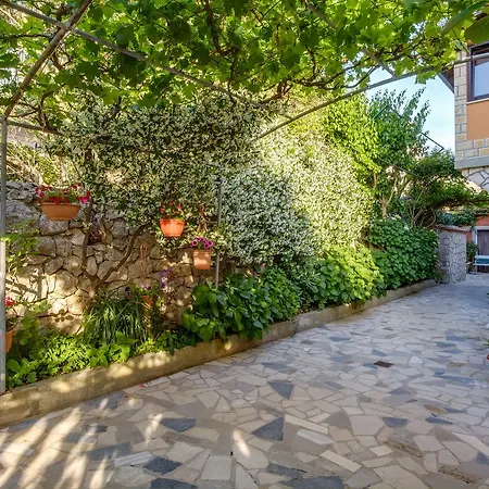 Beba Apartment