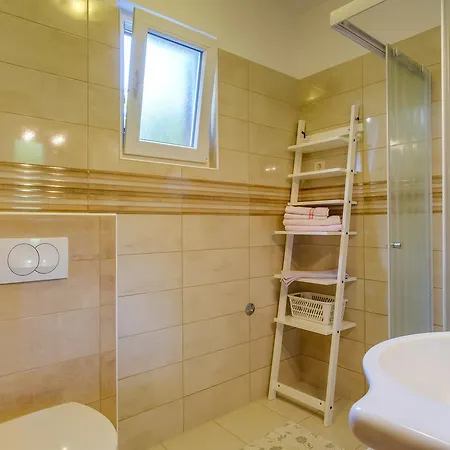 Beba Apartment Mali Losinj